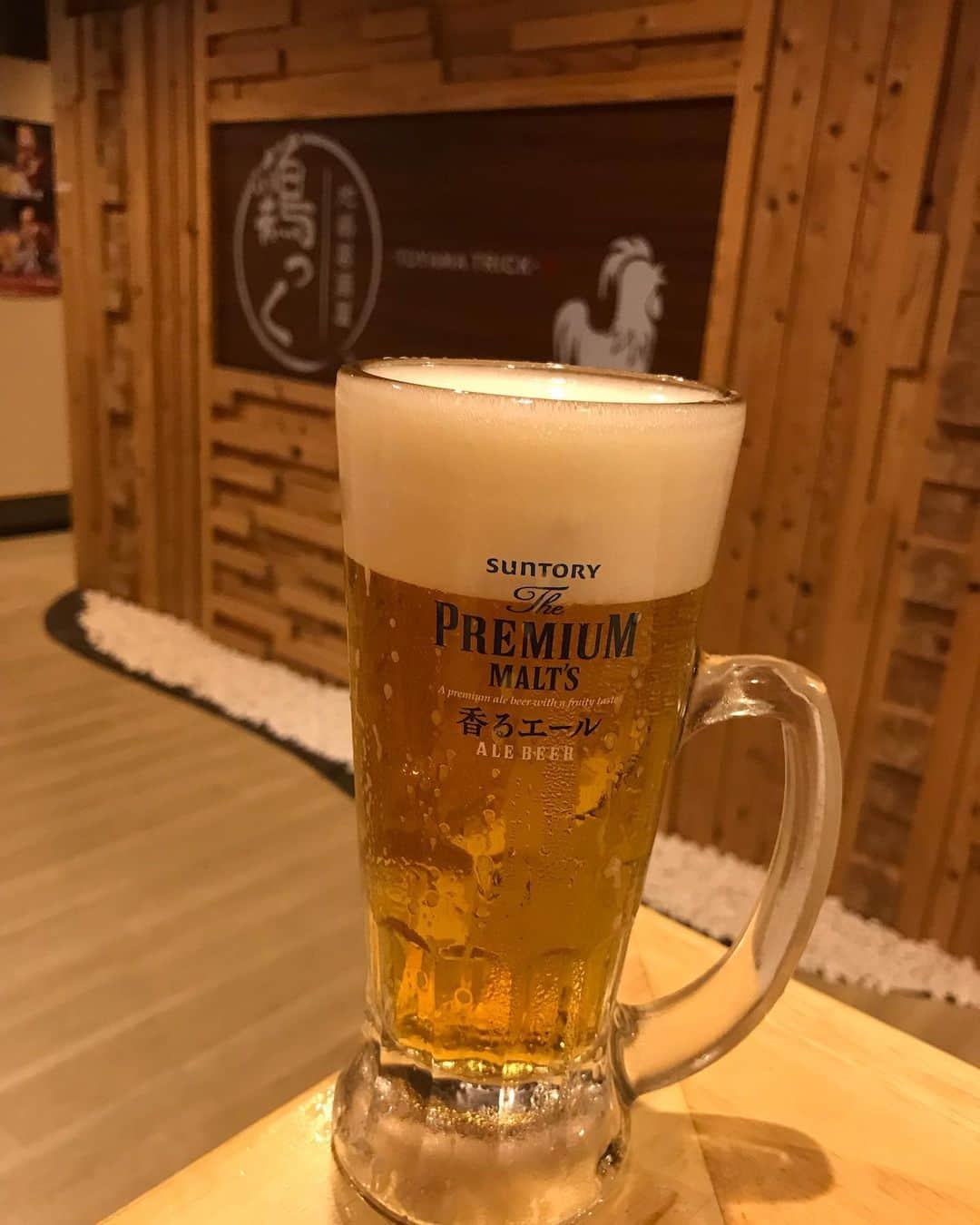 鶏っく富山さんのインスタグラム写真 - (鶏っく富山Instagram)「キンッキンに冷えたビール🍺  クリーミー😋な泡!!  お待ちしておりまぁあああす！！！  #富山 #駅前 #鶏っく #居酒屋 #完全個室 #お得 #宴会 #飲み放題 #やってるよ #地鶏 #鉄板焼き  #地鶏 #地酒 #美味しいよ」8月28日 20時13分 - trick.toyama