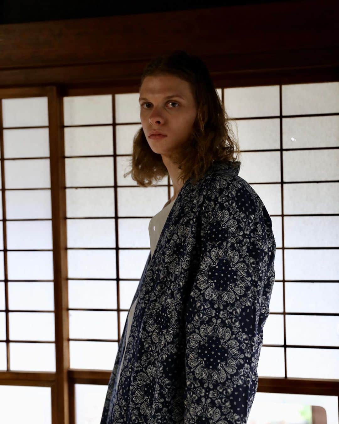 ヴァンキッシュのインスタグラム：「ㅤㅤㅤㅤㅤㅤㅤㅤㅤㅤㅤㅤㅤ ㅤㅤㅤㅤㅤㅤㅤㅤㅤㅤㅤㅤㅤ ㅤㅤㅤㅤㅤㅤㅤㅤㅤㅤㅤㅤㅤ ■ Paisley 半纏(HANTEN) Shirt[VWS003]ㅤ Color:White.Navy.Black Size:M.L JPY 12,100 (tax included) ㅤㅤㅤㅤㅤㅤㅤㅤㅤㅤㅤ Shop link bio！ ———————————————— #VANQUISH #vanquishjp」
