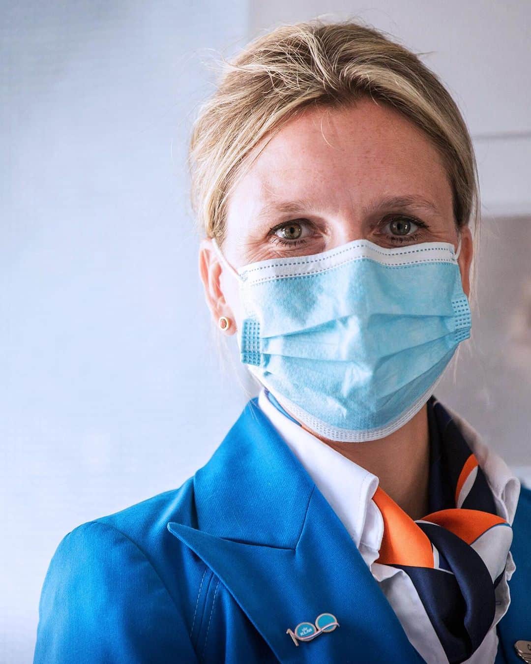 KLMオランダ航空さんのインスタグラム写真 - (KLMオランダ航空Instagram)「We always put the health and safety of customers and staff first. To keep flying with KLM as safe and smooth as possible, we’ve taken extra Covid-19 measures, which make travel with us a slightly different experience to what you’re used to. Our staff is always happy to assist, to make sure that your journey will be safe and comfortable from start to end. 💙 ✈️ #KLM」8月28日 21時01分 - klm