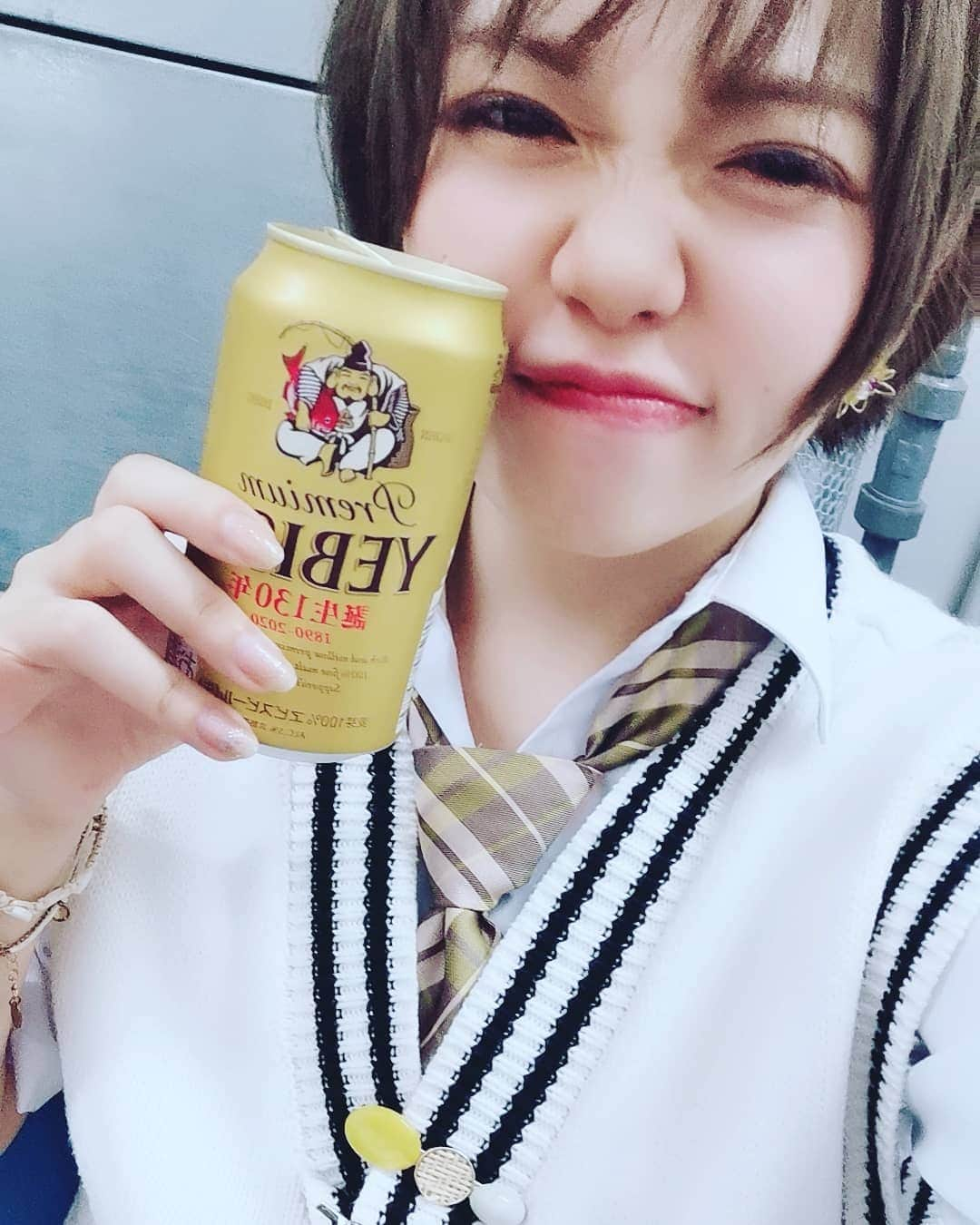 市瀬 美和のインスタグラム：「未成年飲酒（）  舞台LOCKDOWN ガムテチームは残すとこあと1日2回公演。  毎日毎日舞台に立てる幸せを お客様に来ていただける幸せを噛み締めております  ずっと一緒にお仕事してみたかった岡本さんの演出は面白くて難しくて、もっともっと答えたいし驚かせたいしで、 小屋に入ってもまだ挑戦が続いています まだまだ、まだまだ もっともっともっともっと 芽依ちゃんを深く表現できるように」