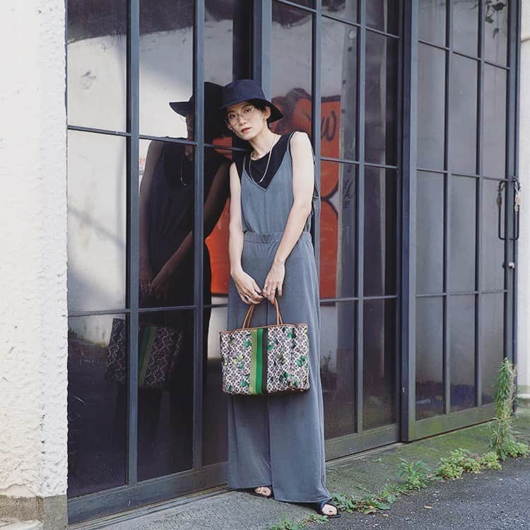 平山奈美のインスタグラム：「@katespadejapan   #スナップ #ケイトスペード #新作バッグ #バッグ #katespade #fashion  #bag #katespadenewyork」