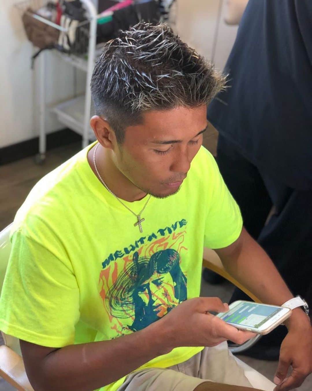 大沢文也さんのインスタグラム写真 - (大沢文也Instagram)「カットカラーしてきました！ どう？？自分的にかなりお気に入りです🤩🤩 @dbond724 いつもありがとうございます😊  #カット #カラー #カットカラー #おしゃれ #オシャレ」8月28日 21時22分 - fumifumi_k1