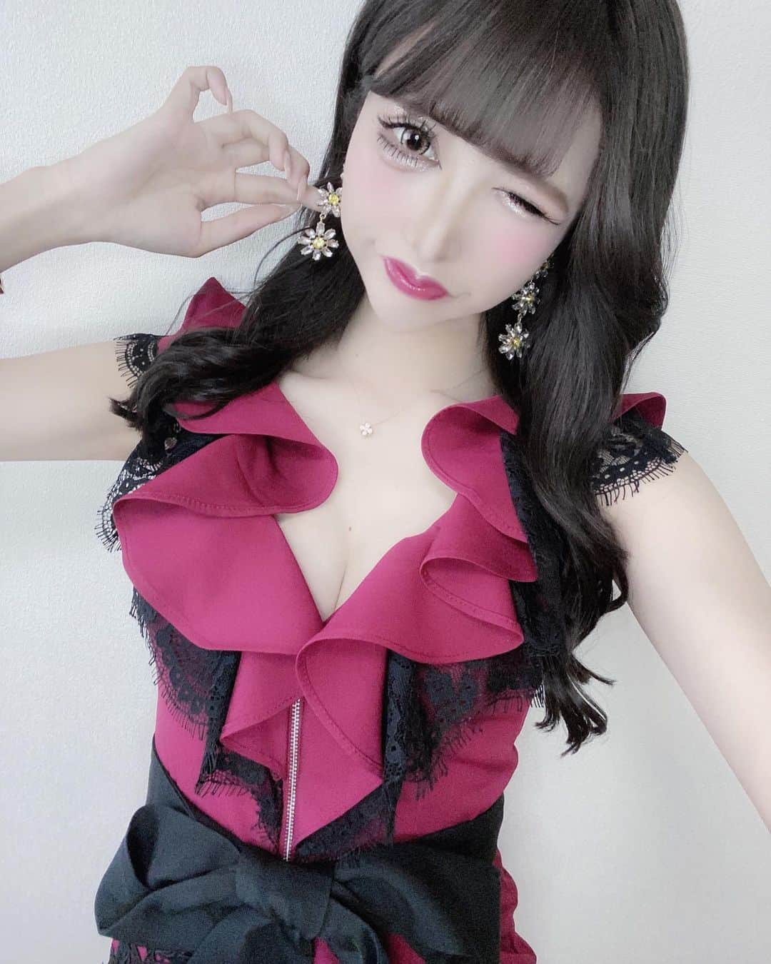 聖川あいなのインスタグラム：「#名古屋 #錦 #錦3 #昼キャバ #キャバクラ #キャバ嬢 #女子大 #ミナミ #北新地 #六本木 #歌舞伎町 #歌舞伎 #ホスト #ナイツネット #ポケパラ #写真加工」