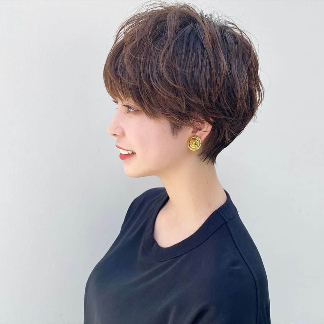 しばたあやなさんのインスタグラム写真 しばたあやなinstagram やっぱショートしか勝たん サイドとバックシルエット 保存しておくと便利です ショートへア ショートボブ ショート 前髪ありショート ハンサムショート 暗髪ショート 黒髪ショート