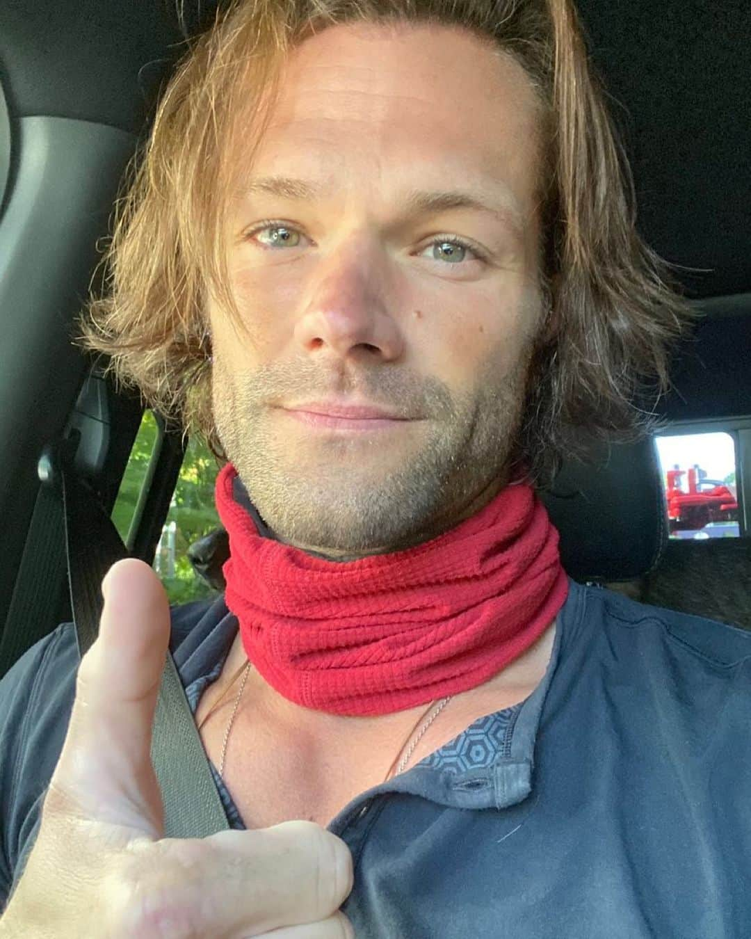 ジャレッド・パダレッキのインスタグラム：「As I head out to the first day on my LAST season finale, I can’t help but be incredibly grateful for all that #Supernatural and the #SPNFamily mean to me. It’s been an incredible journey, to say the least. I, for one, am hoping that #SupernaturalNeverDies」