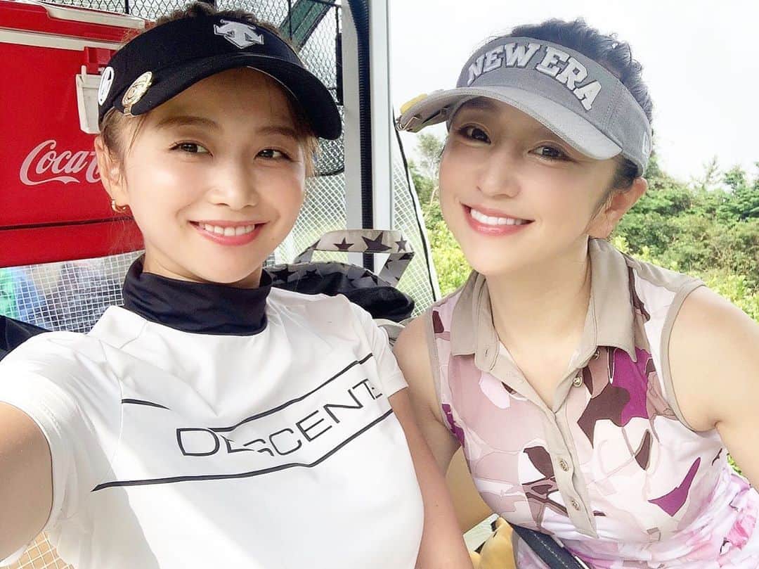 のインスタグラム：「PARとかボギーとか、やっとゴルフのルールを理解してきたけど、やつぱりスコアつけるのめんどくさいし、まだみんなと数字があわない😂 なんでなんだろー😂  ゴルフ合宿いきたい🏌️‍♀️ 仕事落ち着いたら友達と旅行がてら行こうかな🎶」