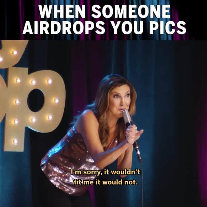 ヘザー・マクドナルドのインスタグラム：「When someone airdrops you pics of a certain variety...⠀ To hear how this story ends and other real hilarious situations I’ve gotten myself into watch my  New stand up comedy special at *LINK IN BIO* ⠀ ⠀ #standupcomedy #comedy #heathermcdonaldcomedy #juicyscoop #dickpics」
