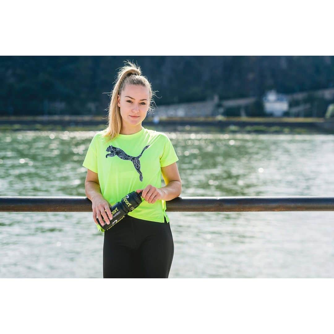 Sophia JUNKのインスタグラム：「Noch eine Einheit und dann steht das Wochenende vor der Tür🥳 Mit an meiner Seite die Produkte von @neprosport, um die beste Regeneration für die anstehenden Trainingseinheiten zu haben. #trackandfield #trackgirl #neprosport #puma #pumaathlete #sporthilferlp Foto: @dirkreps.photography *werbung」