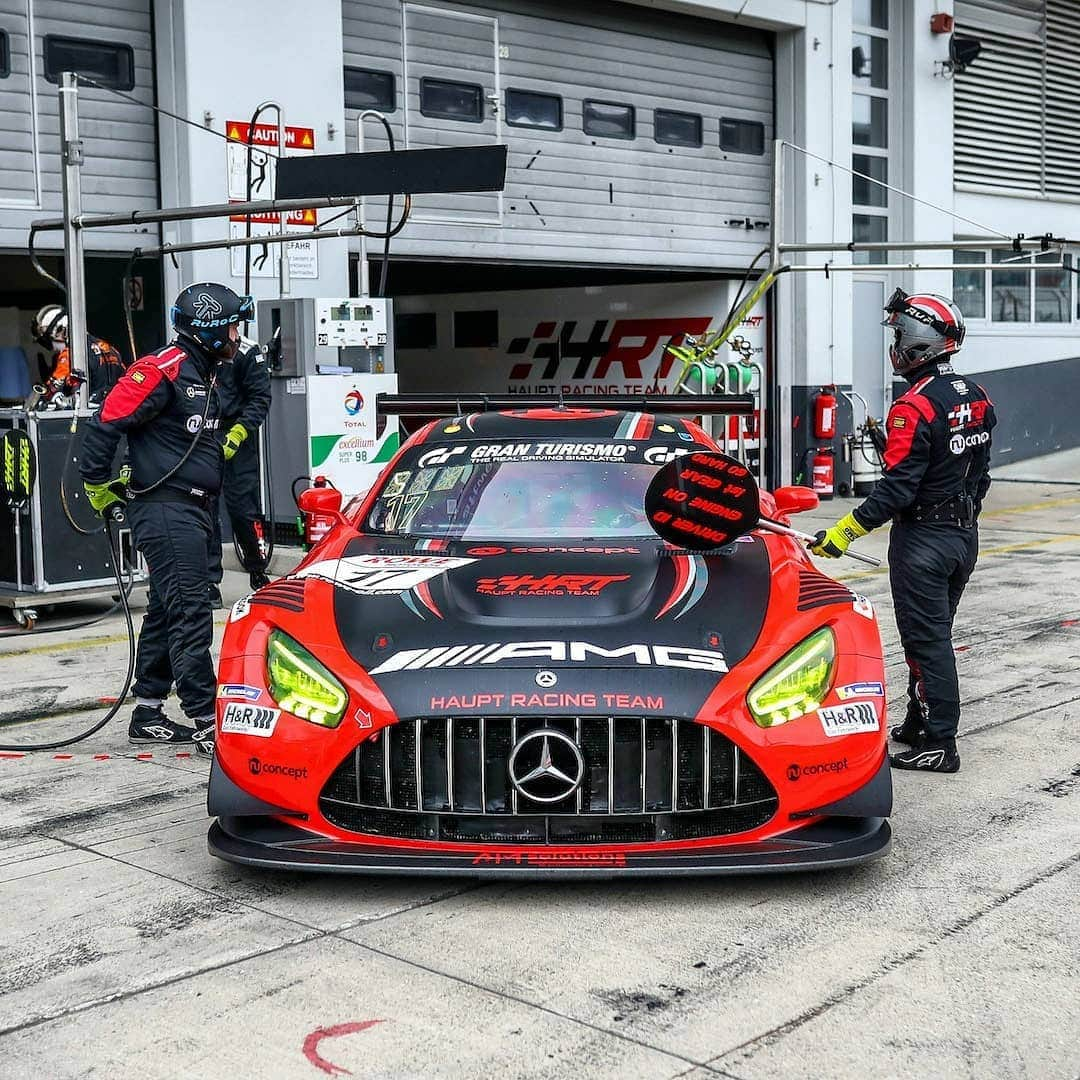 Mercedes AMGさんのインスタグラム写真 - (Mercedes AMGInstagram)「Seven Mercedes-AMG GT3s and three Mercedes-AMG GT4s enter the 6-hour race of the Nürburgring Endurance Series (VLN) on Saturday which is considered to be the highlight of the Nordschleife series. It is also the last test run for the legendary @24hnbr from 24-27 September. So far, our Mercedes-AMG GT3s have achieved six podium results in four races at the @nuerburgring and the Mercedes-AMG GT4 is still unbeaten in SP8T class. Good luck to @getspeed, @hauptracingteam, @10qracingteam, @teamblackfalcon and Hangar Zero by J.v.O. Autosport!  #AMGGT3 #MercedesAMG #MercedesAMGMotorsport #GT #Racing #Motorsport #10YearsAMGCustomerRacing #nürburgring #nuerburgring #nls #vln」8月29日 1時26分 - mercedesamg