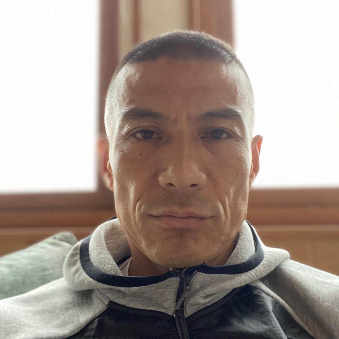 のインスタグラム：「Black lives matter ✊🏾 I’m hoping that our life should be peaceful and trustable enough each other.  I’m watching how it goes in US. I want to believe in us and believe in you🙏  黒人の命は大切です✊🏾 我々の人生が平和でお互い信頼感があるべきだと思う。 今はアメリカがどうなって行くのか見させてもらう。 自分は自分達を信じたいし、あなた達を信じたい🙏 #blacklivesmatter #黒人の命を大切に」