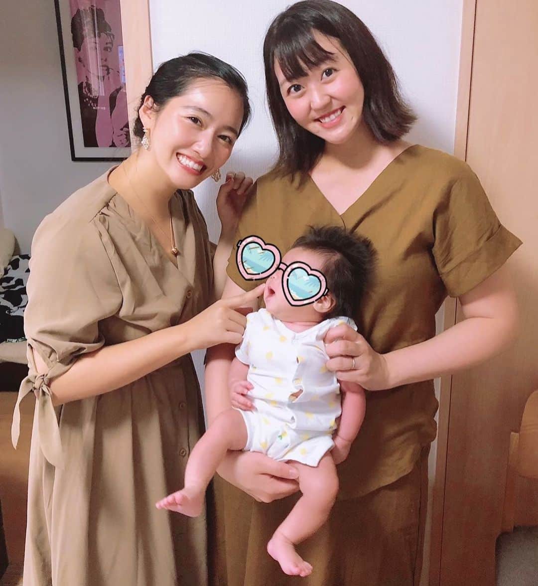 のインスタグラム：「HappyBaby!! 心からおめでとう〜\(//∇//)\ 幸せなママパパに囲まれて、すくすく育ってね☺️🌸  #babygirl」
