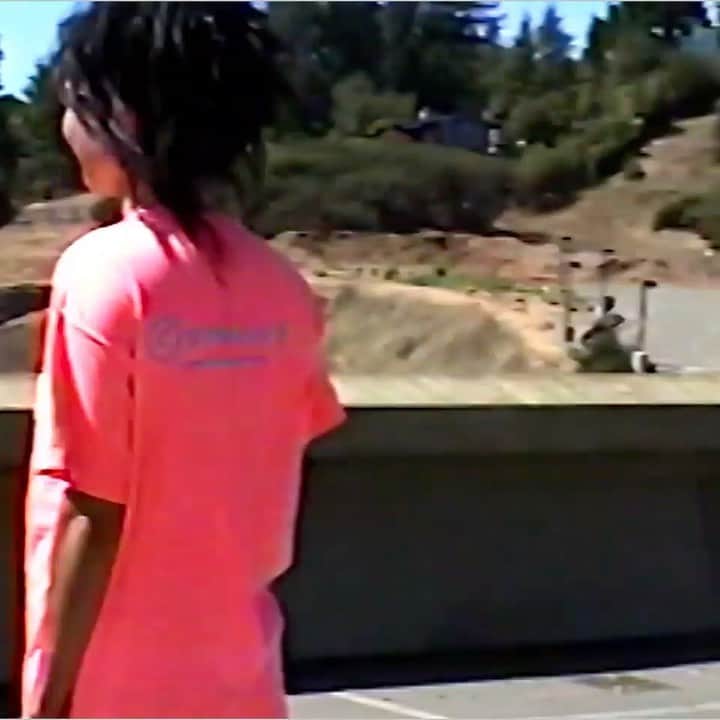 トロ・イ・モアのインスタグラム：「store.toroymoi.com」