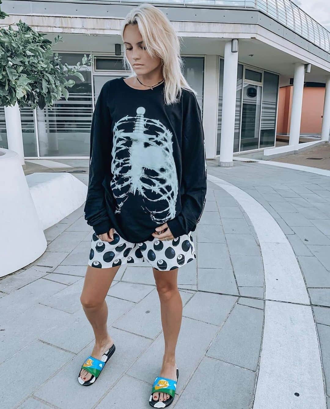 ウィーエスシーさんのインスタグラム写真 - (ウィーエスシーInstagram)「@federica__petri still in summer mode with our Zack Hazy Trunks 🎱🔥 Shop all our summer trunks available now. Link in bio. • • • • • • ​#wesc #wescspring20 #springarrivals  #wearethesuperlativeconspiracy #guiltypleasures #ss20 #spring #collection #graphictees #springwear #graphics #hoodie #warmweather #swim #jordan1 #palmtrees #palms #alloverprint #summervacation #igsneakerheads #poolside #stayfocused #swimtrunks #ootd #ootdstyle #twins #graphictshirts #jordans」8月29日 2時36分 - wesc1999