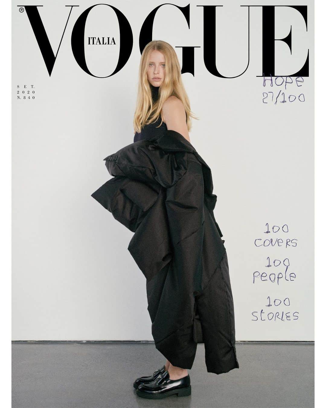 アビー・チャンピオンのインスタグラム：「Thank you @vogueitalia for having me as 1 of the 100 covers for the September issue 🤍 @Mark_Borthwick @mr_Carlos_Nazario @EFarneti @FerdinandoVerderi @pg_dmcasting @samuel_ellis」