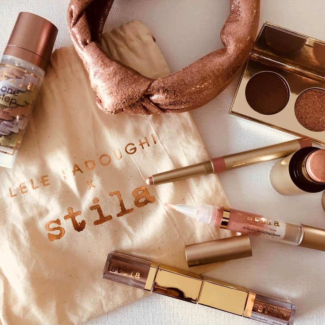 Stila Cosmeticsさんのインスタグラム写真 - (Stila CosmeticsInstagram)「📯 GIVEAWAY CLOSED 📯 We’ve partnered with our friends @lele_sadoughi to give away 3  luxe gift boxes filled with all our Stila Kitten faves (worth $164) and this coveted Limited Edition Lele Sadoughi Kitten Rose Gold Knotted Headband.  To enter: 🌟 follow @lele_sadoughi and @stilacosmetics 🌟 like this post 🌟 tag your friends and let them know! (the more friends you tag, the more entries you get)  Winners will be announced and contacted via DM on Monday at 3pm EST.」8月29日 4時01分 - stilacosmetics
