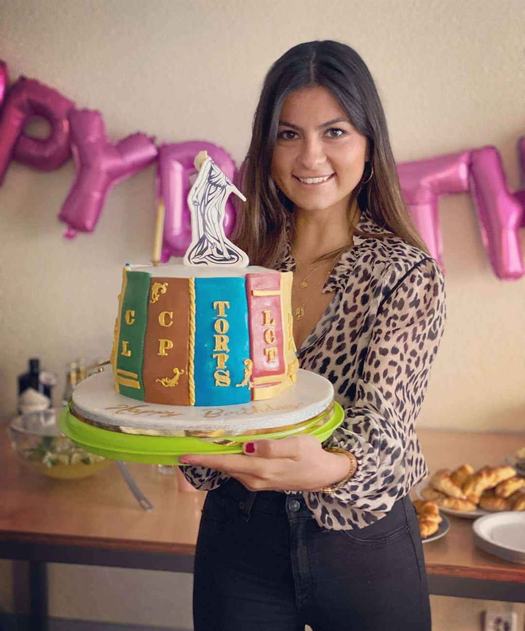 ファビアン・シェアのインスタグラム：「Happy bday to you❤️.. bin stolz uf dich🙏」