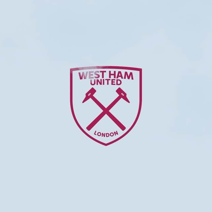 エミリー・バン エグモンドのインスタグラム：「Can’t wait to get started with @westhamwomen Letssss gooo 📸⚽️🤙🏼」