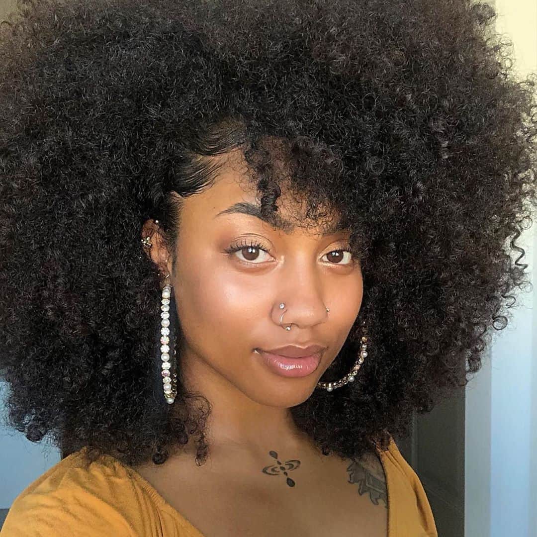 ipsyさんのインスタグラム写真 - (ipsyInstagram)「✨ When the sunlight’s just right. ✨ Follow @curlybeviie for more glowy beauty inspo.  #IPSY #IPSYFutureYou  Products Here: @tonymoly.us_official Dr. Ohkims+ Cleansing Gel Foam @thann.usa Hydrating Emulsion @generationskinaus Detoxifying Charcoal Clay Mask @doucceofficial Freematic Limited Edition Smokey Pro Palette @beautyforreal Hi Def Mascara」8月29日 5時35分 - ipsy