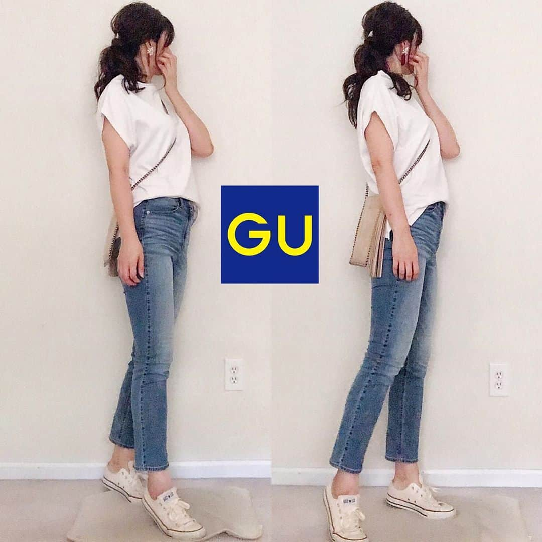 meiさんのインスタグラム写真 - (meiInstagram)「. ボートネックのトップス👚×ハイウエストシガレットジーンズ👖 GUシンプルコーデ . . #上下gu . @gu_global . . . . #locari#beaustagrammer #プチプラコーデ #ootd_kob #web_kob  #ポニーテール #ミディアムヘア#高身長女子 #mineby3mootd  #fashion  #ロングヘア#ponte_fashion  #アラフォーコーデ  #mamagirl #きれいめコーデ #大人コーデ#ootd#ママコーデ#大人カジュアル#夏コーデ#gu#guコーデ#ジーユー#ハイウエストシガレットアンクルジーンズ」8月29日 7時07分 - mei.5.7.des