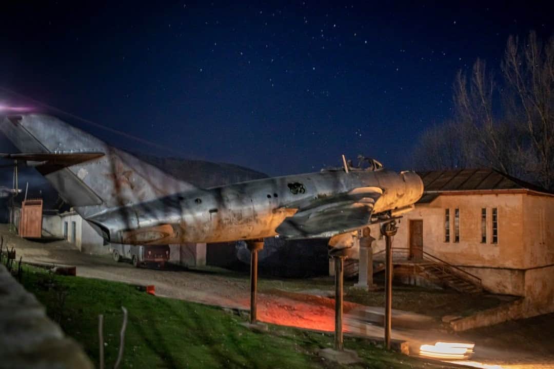 National Geographic Travelさんのインスタグラム写真 - (National Geographic TravelInstagram)「Photo by @AnushBabajanyan  A night view of an airplane that belonged to a World War II marshal, in a village in Nagorno-Karabakh. #nagornokarabakh」8月29日 7時03分 - natgeotravel