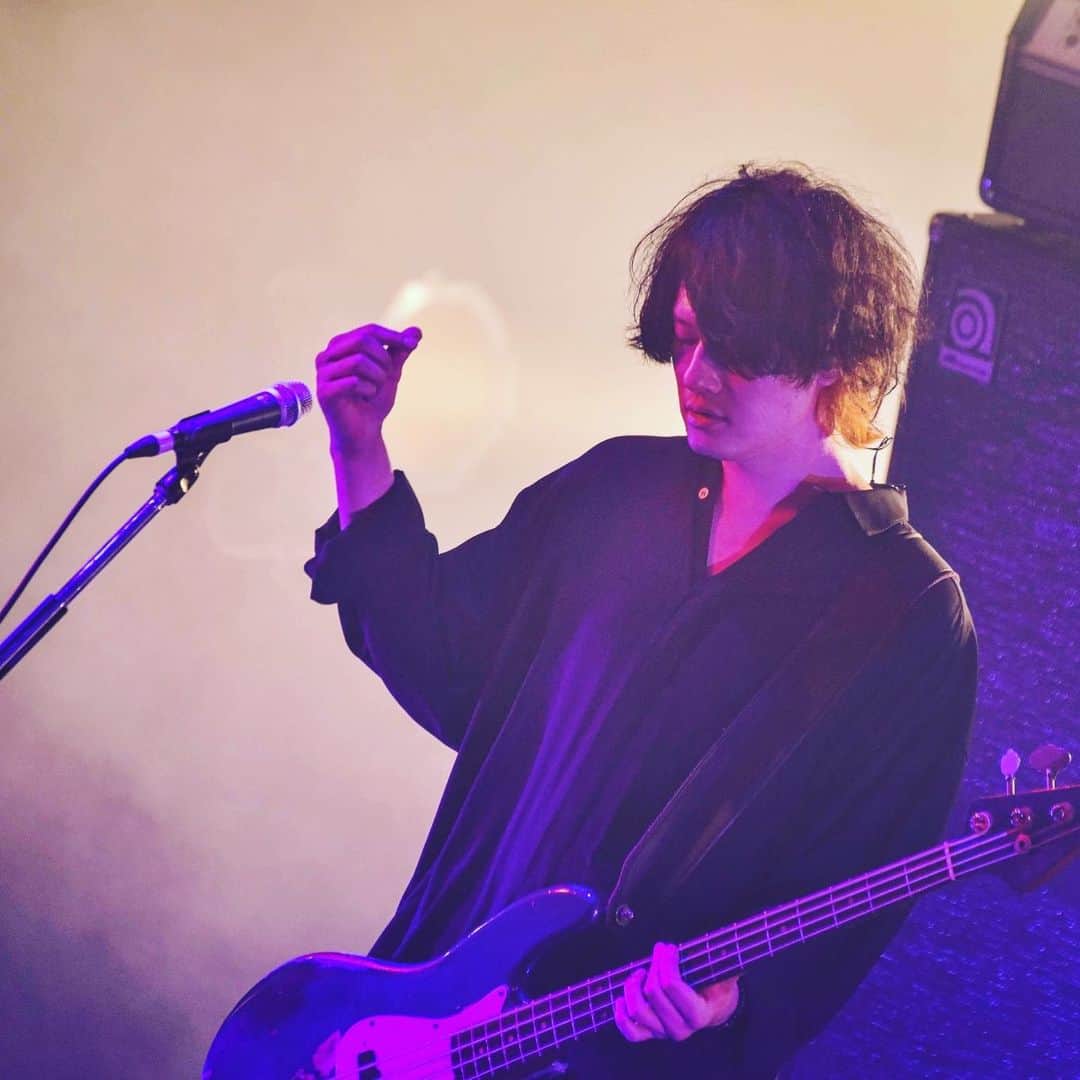 磯部寛之のインスタグラム：「Thanks again UKFC for a wonderful night. And hello Osaka, see you all in a couple of hours! Hiro 改めてUKFC、素敵な夜をありがとうございました。そして大阪お久しぶりです。あと少しでお会いしましょう。ひろ #alexandros #ukfcintheair #ukfc #楽しかった #そして #今日 #は #大阪 #rushball #rushball2020 #どうぞ #よろしく #です」