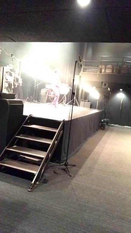 森崎ウィンのインスタグラム：「#MORISAKIWIN #paradetothewonderland  #SCREENLIVE」