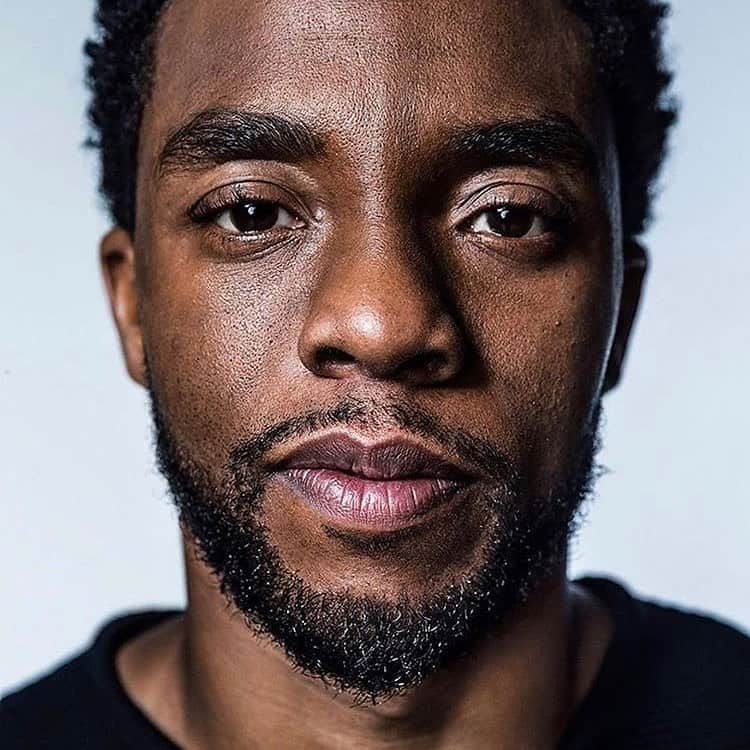マーシャ・トマソンのインスタグラム：「Terrible terrible news. My heart goes out to his loved ones. Rest in power Mr Boseman, you were taken from us far too soon. Your incredible legacy will live on forever.💔」