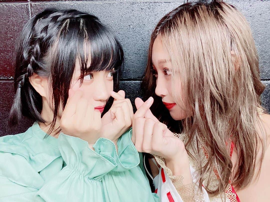 綺音のインスタグラム：「りんりんʜᴀᴘᴘʏ ʙɪʀᴛʜᴅᴀʏ︎︎❤︎︎ . りんりんと今まで撮った写真で 昨日撮れたこれが1番好きかもしれん🦖 . 大好きな夏に大好きなりんりんが生まれてる幸せを感じることにします🥰🥰 これからもいっぱいの時間共有しよねぇ」