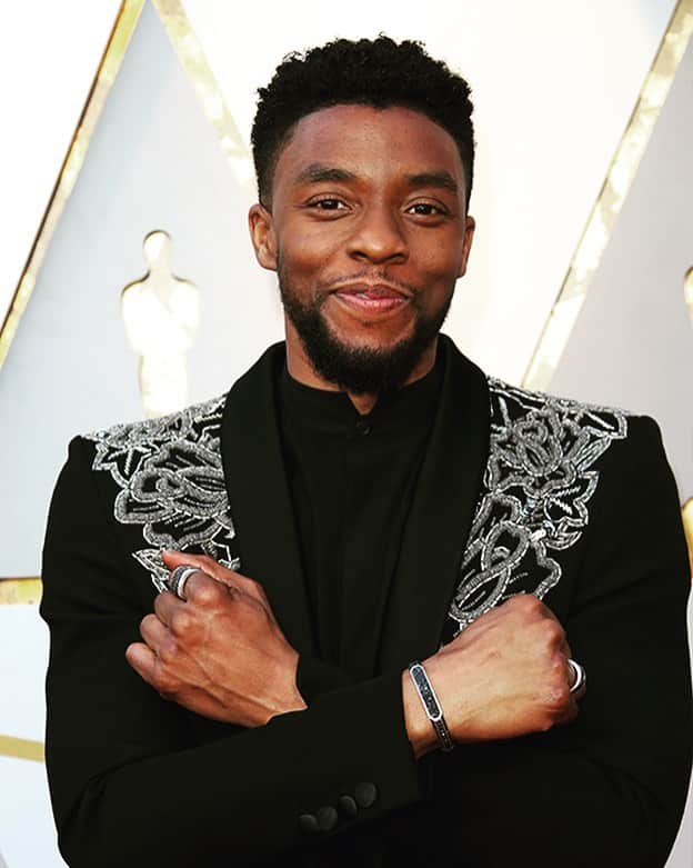 のインスタグラム：「Chad, I’ll never stop thanking you for what you did for us. Rest In Peace. 🧡 • • #wakandaforever #blackpanther #king #chadwickboseman」