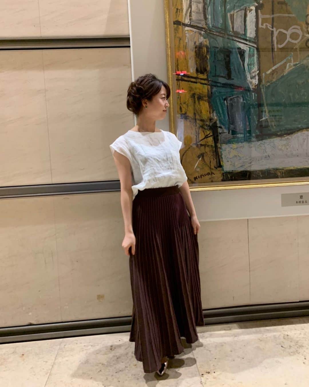 のインスタグラム：「2020.08.27(木)  #日本テレビ 「 #バゲット 」#衣装  #トップス　#スカート  #aldridge  #jeune @aldridge_official  #日テレ #テレビ衣装 #気象予報士 #お天気キャスター #気象キャスター  #weathercaster #weatherforecaster  #今日の衣装　#きょうの衣装　#今日の服 #今日のコーデ　#今日のスタイリング  #コーディネート　#153cmコーデ  #ootd #ootdfashion #ootdstyle  #2020ss  #夏コーデ　#秋コーデ　 #夏服　#秋服　#fashion」