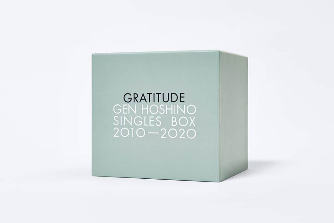 星野源さんのインスタグラム写真 - (星野源Instagram)「Gen Hoshino Singles Box "GRATITUDE" 10/21/2020 OUT  ボックスの仕様も特典CDと特典映像ディスクの中身も、予想の十倍いい感じになりました。早くみんなに届けたい。  #星野源 #GenHoshino #GHXA #星野源10周年」8月29日 12時18分 - iamgenhoshino