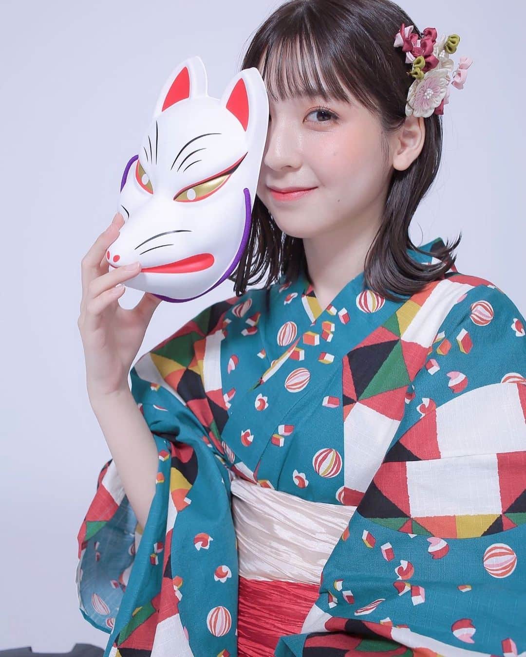 松岡菜摘のインスタグラム：「. . 真菰ちゃんみたい？？？☺️ . #浴衣　#鬼滅の刃」