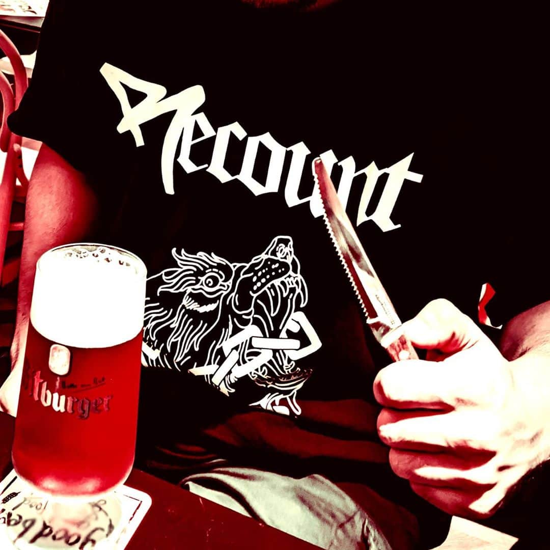 MAOのインスタグラム：「🍻🇩🇪 #recount #beatdown #beatdownhardcore #germany #bitburger」