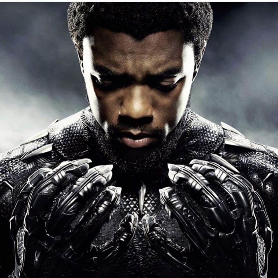 のインスタグラム：「May you Rest In Peace @chadwickboseman 💔」