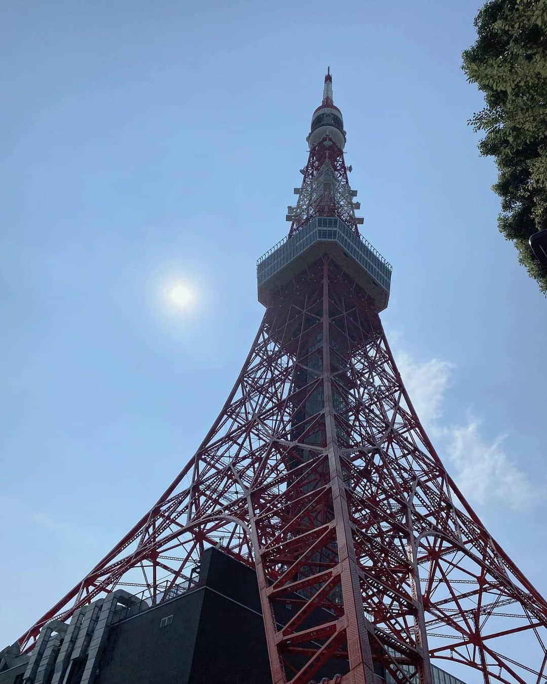 美夢ひまりさんのインスタグラム写真 - (美夢ひまりInstagram)「少し前に東京タワーで水遊びしてきました🗼﻿ ﻿ 新学期がスタートしているか、ガラガラで☺️﻿ 子どもたちみんな水遊び大好きなので、楽しめました〜❤️﻿ ﻿ #東京タワー﻿ ﻿」8月29日 13時37分 - himari_miyume