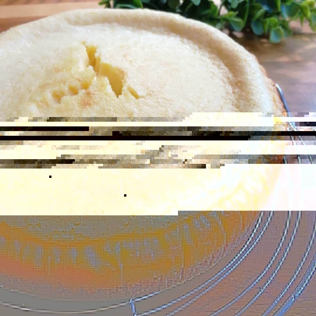 Kaori Takinoのインスタグラム：「ベイクドチーズケーキが上手に焼けた🎵 ローストビーフも上手に焼けた🎵  今夜は愛する息子の誕生日会です✨✨  #誕生日パーティー #誕生日パーティー準備#ベイクドチーズケーキ#チーズケーキ#手作りケーキ #homemadecake #cheesecake #ローストビーフ#rostedbeef」