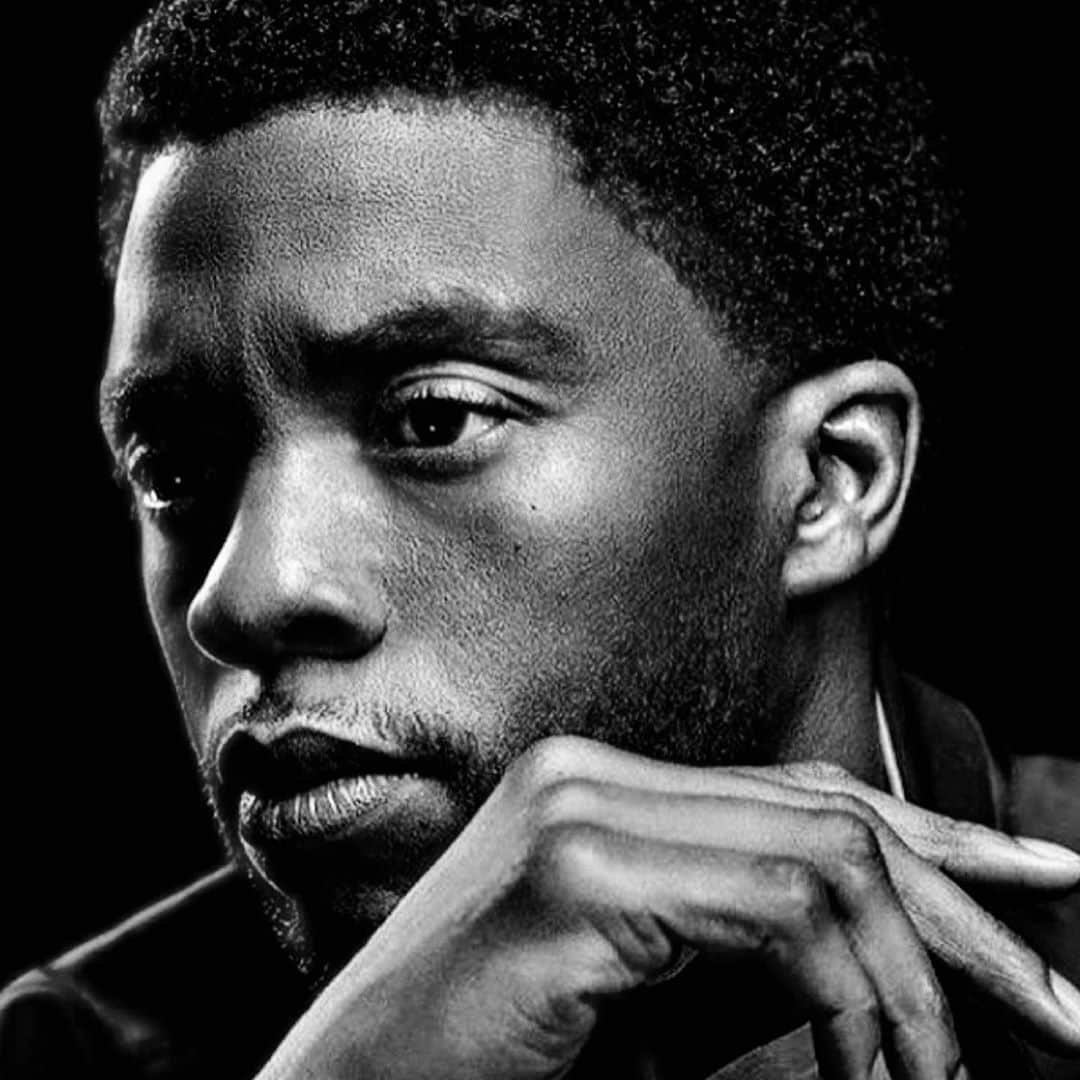 オズワルドボーテングのインスタグラム：「Very shocked and saddened to hear about  the passing of @chadwickboseman . Such a great talented person who will be truly missed #rip🙏🏾」