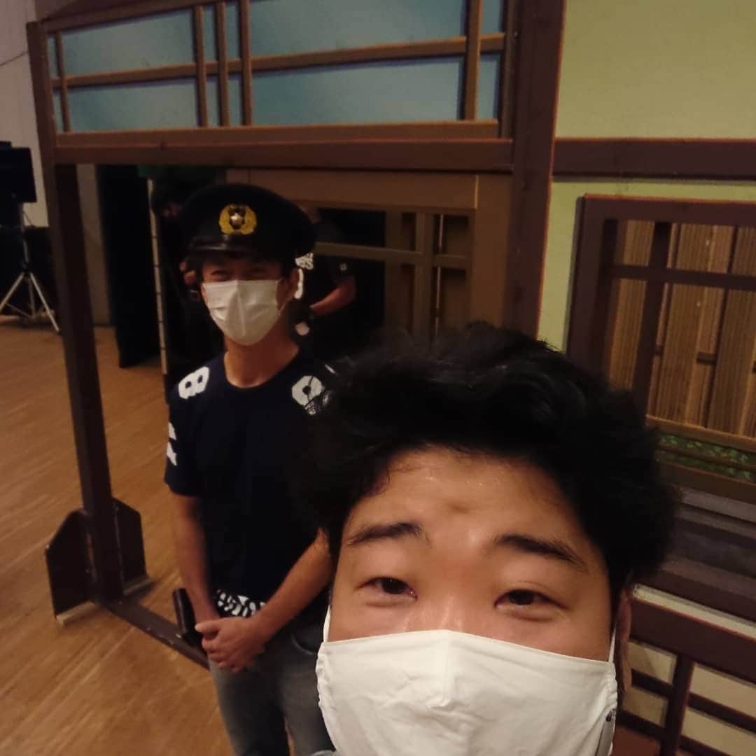 安尾信乃助さんのインスタグラム写真 - (安尾信乃助Instagram)「今日は伊勢、明日は岸和田で新喜劇。 すっちー座長&藍ちゃんです。  #よしもと新喜劇 #吉本新喜劇 #久しぶりの営業 #安尾信乃助 #」8月29日 15時53分 - shinnosukeyasuo