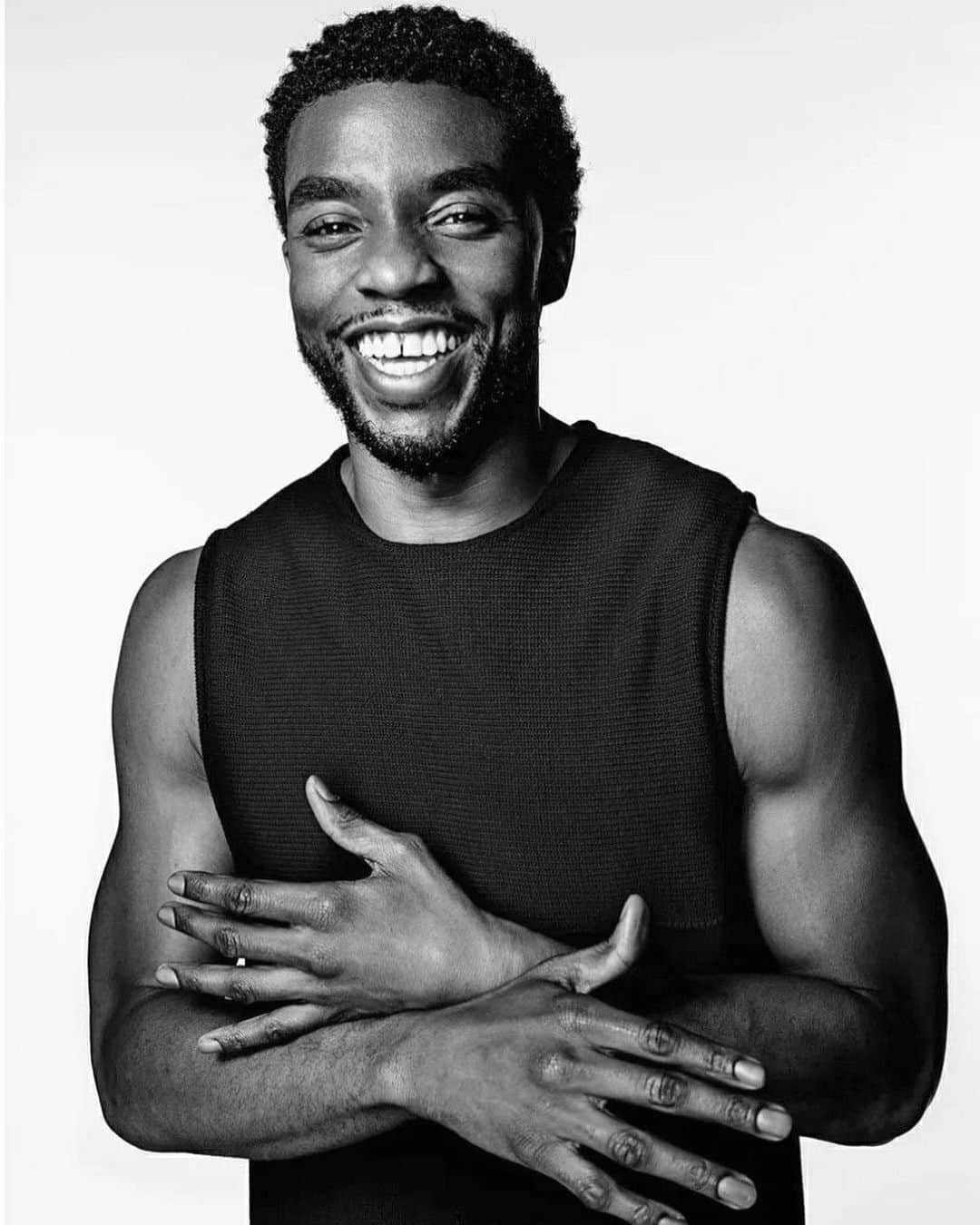 のインスタグラム：「RIP...you beautiful soul. #ripchadwickboseman」