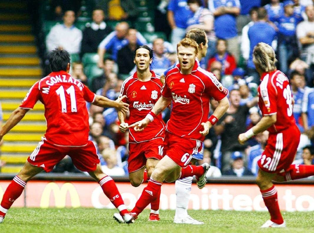 ルイス・ハビエル・ガルシア・サンスさんのインスタグラム写真 - (ルイス・ハビエル・ガルシア・サンスInstagram)「FA Community Shield Memories !! Today, LFC will play Vs Arsenal to add another trophy to the stands. History is made by the fans, the players and the moments where together, they fight and become successful. The trophies are just the ice on the cake !! #MoreThanaGame #OnceaRedAlwaysaRed #Football」8月29日 16時55分 - luchogarcia14