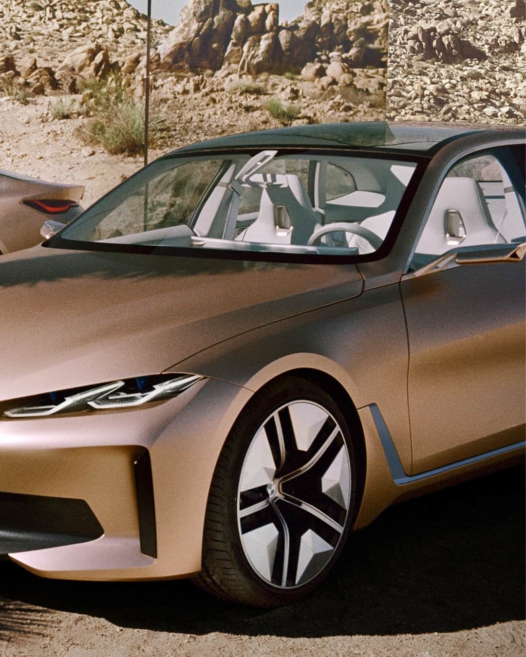 BMWさんのインスタグラム写真 - (BMWInstagram)「A reflection of the future. #TheConcepti4 #BMW #BMWi #bornelectric」8月29日 17時00分 - bmw