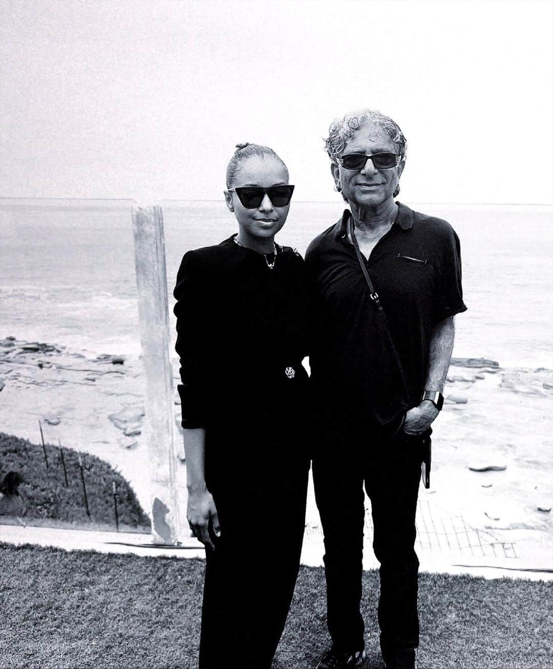 カテリーナ・グレアムのインスタグラム：「My amazing and limitless friend @deepakchopra has a special on PBS out this weekend. I was honored to contribute to it. Please check it out. ❤️🙏🏽#BecomingMetaHuman」