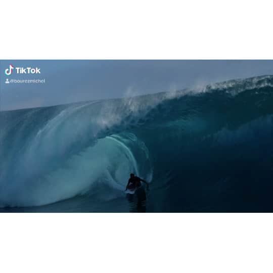 ミシェル・ボレーズのインスタグラム：「How you like that ? 😁😁😁 @redbullfrance  I’m on @tiktok 🤫」