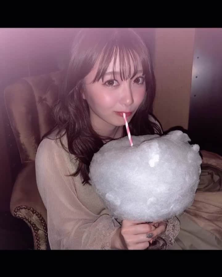 のインスタグラム：「何食べよっか？？😊💓  𖧷お知らせ𖧷  #spinnsoff Audition出場中です🌼 本日もポチッとお済みですか？ 有料投票のご協力もお願いします💌  のこり3日✨✨  投票締め切りは31日23:59！！ ⚠️投票券の販売は30日（日）までなので事前に購入しておいてください！！🥺🙏  ・ ・ ・  今日の動画はひたすら食べる動画です よく食べる女の子はスキ、ですか？🥺💓  ・ ・ ・  #オーディション #spinns #着物女子 #美脚 #大学生コーデ #カジュアルコーデ #オルチャンメイク #食べるの大好き #彼女とデートなうに使っていいよ #女子大生 #ootd #ショートカット #カフェ巡り #ご飯記録 #サロモ #サロンモデル #撮影依頼募集中 #ファッション好きな人と繋がりたい #服好きな人と繋がりたい #美男美女と繋がりたい #あざとい #いいね返しは絶対 #ootd #like #좋아요꾹 #팔로우환영 #99년생 #데일리룩 #셀카 #카페스타그램」