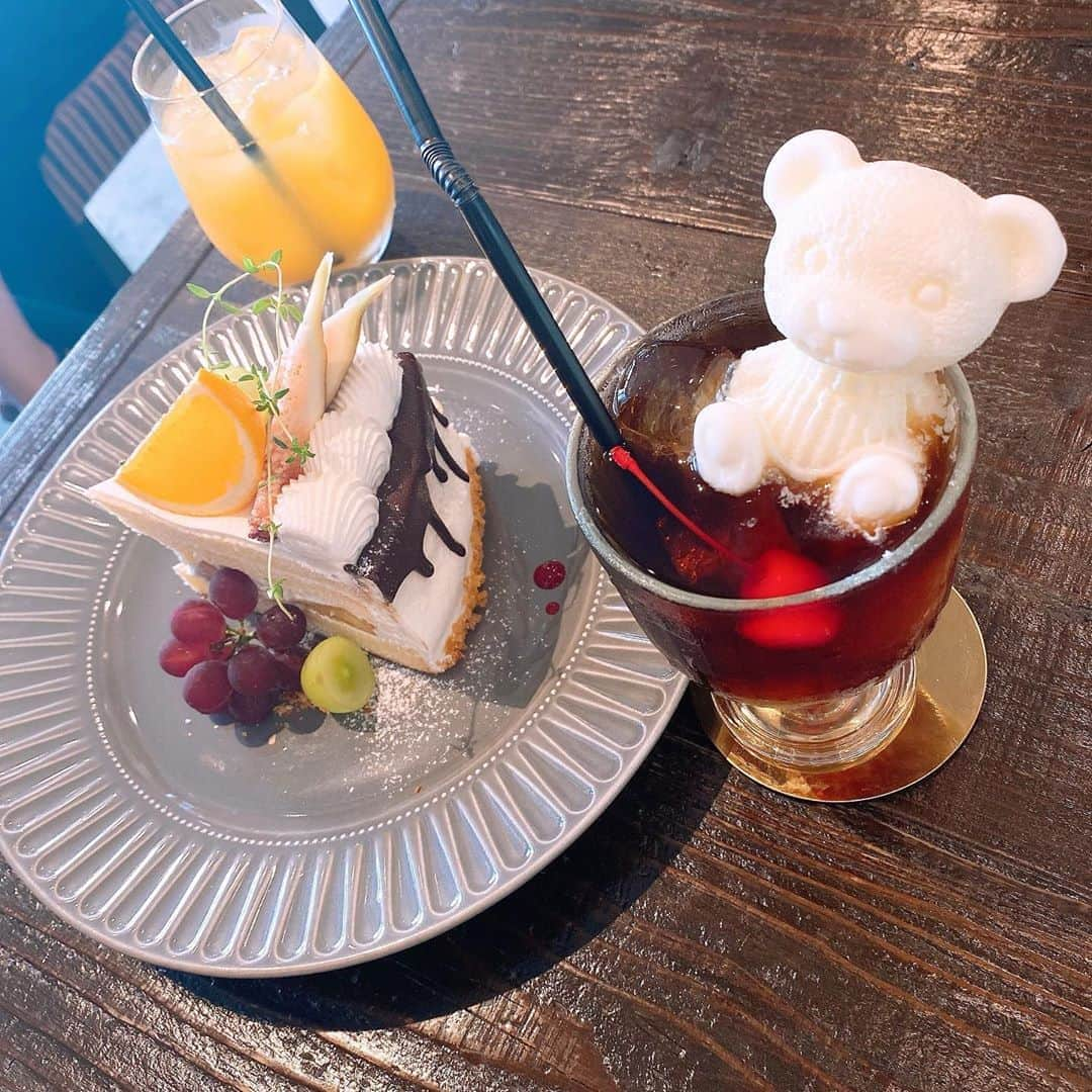 星野麻里愛さんのインスタグラム写真 - (星野麻里愛Instagram)「くまがかわいいジュースのcafeに 行きました🐻❤️  #くまcafe#くまカフェ#くまさんカフェ #名古屋市カフェ#名古屋カフェ#ケーキ#名古屋ケーキ #くま#北区カフェ」8月29日 19時16分 - maria.pink28