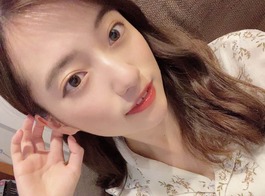 美詞のインスタグラム：「前髪あげたけどまだ短すぎた😂 伸びかけの前髪ってセットしづらい😱💦笑」