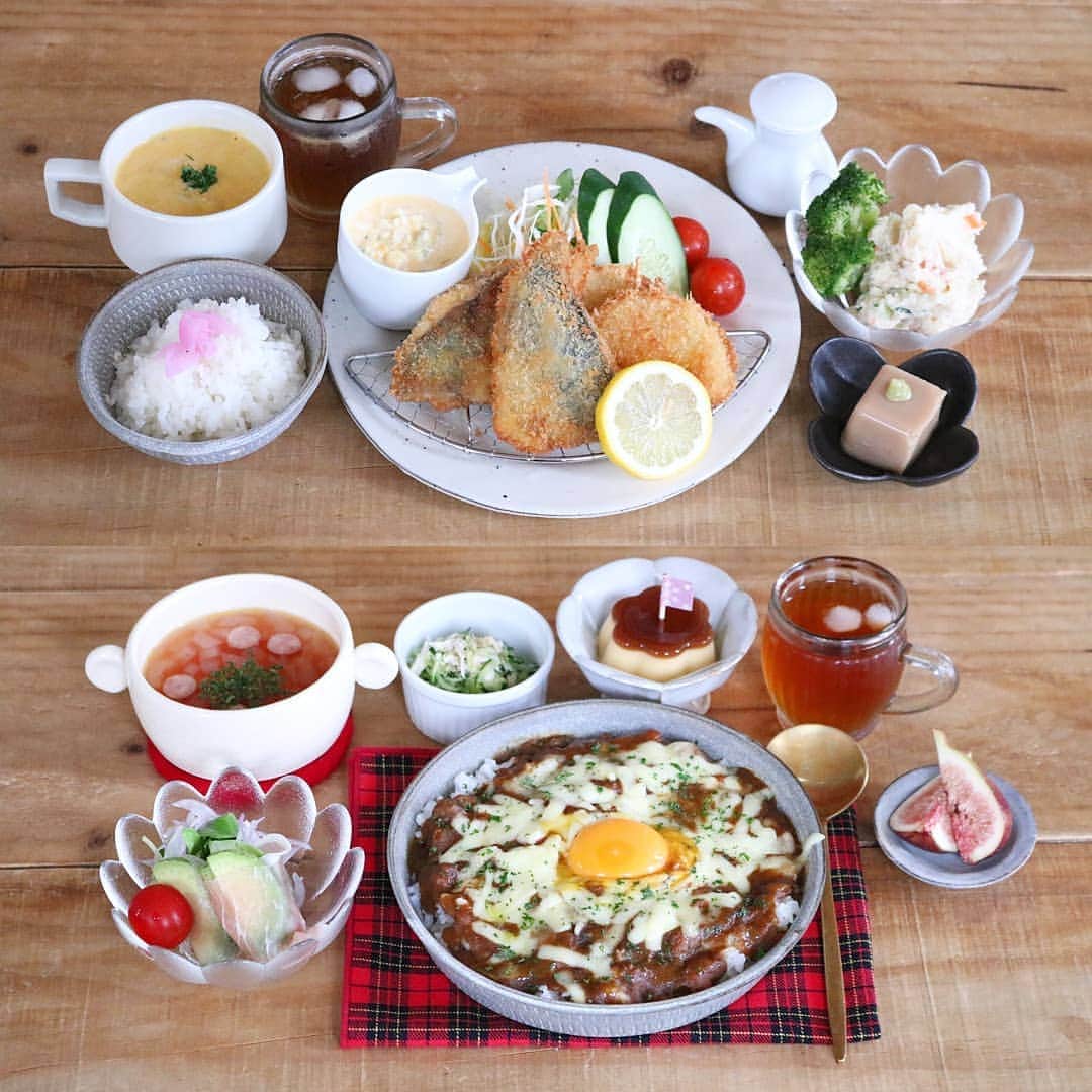 yunaのインスタグラム：「♩ . #まとめて投稿 #ひとりごはん . . 🍚アジフライ ピーナッツ豆腐 かぼちゃのポタージュスープ ポテトサラダ . . 🍚焼きカレー 野菜スープ ささみときゅうりのごま和え アボカド生ハム いちじく プリン🍮 . . #yunaご飯#lin_stagrammer#kurashiru#delistagrammer#Japanesefood#ロカリキッチン#デリスタグラマー#クッキングラム#クッキングラムアンバサダー#タベリー#フーディーテーブル#Kissカメラ#iegohanphoto#てづくりごはん365#おうちごはん#おうちごはんlover#ママリクッキング#マカロニメイト#キッチングラム#おうちカフェ#夜ごはん#晩ごはん#dinner#小石原焼#翁明窯元#白山陶器#波佐見焼#🍛」