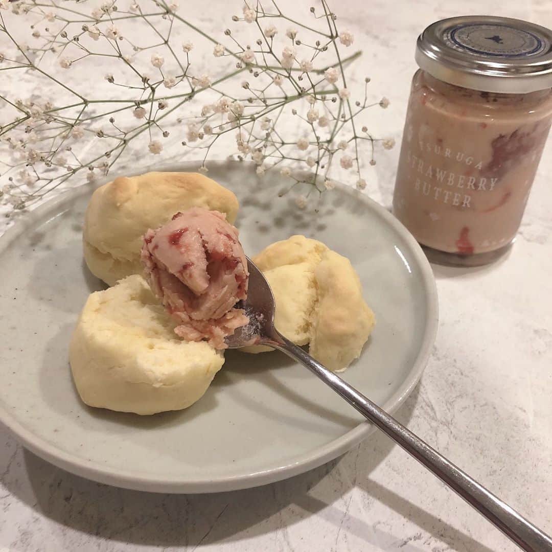 未来蕗のインスタグラム：「ㅤ 最近のおやつ🍪🤍🍓」