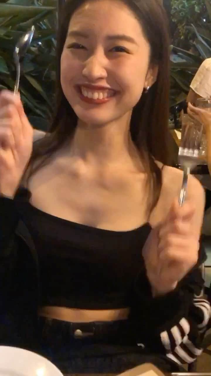 糸川菜央のインスタグラム：「〜わたしの日常〜 友達が作ってくれた！！！嬉しい😂 初リール投稿✊🏻  最後すっぴんです…小声  #ミス学習院コンテスト2020 #ミス学習院 #学習院大学 #ミスコン #大学ミスコン #2020」