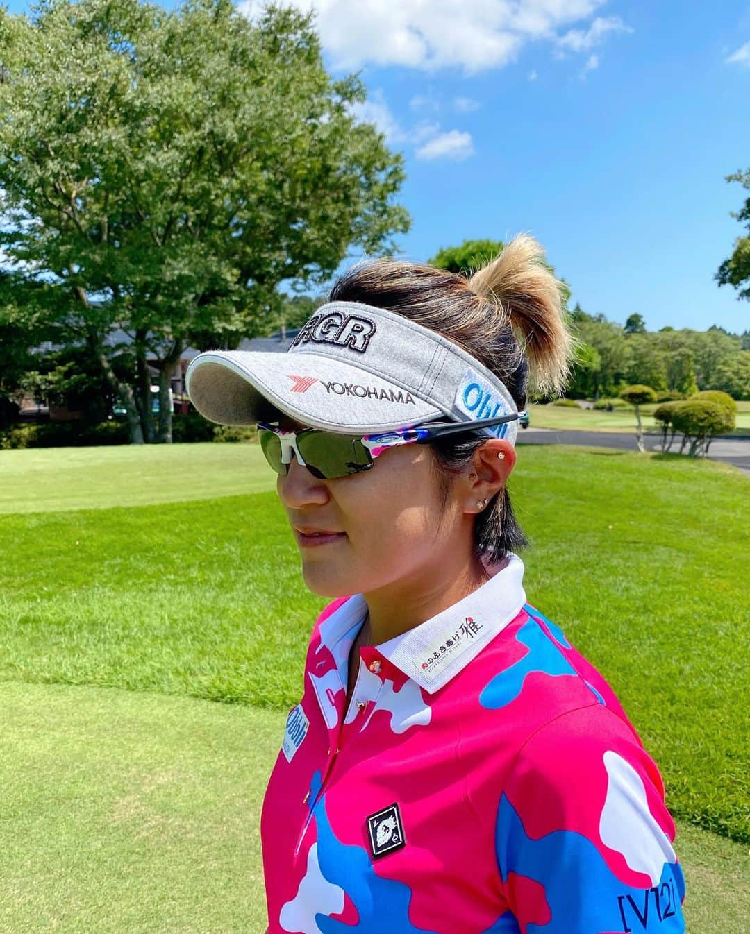 藤本麻子さんのインスタグラム写真 - (藤本麻子Instagram)「ニトリレディスゴルフトーナメント⛳️ 明日もう１日。 . @oakley  #スポーツで心をひとつに。 #サングラス #oakley最強レンズ」8月29日 21時14分 - aako528